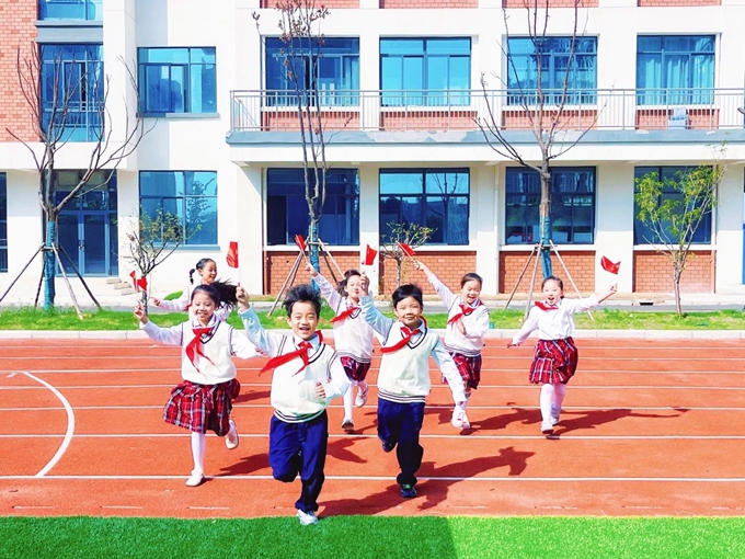 实验小学28.jpg